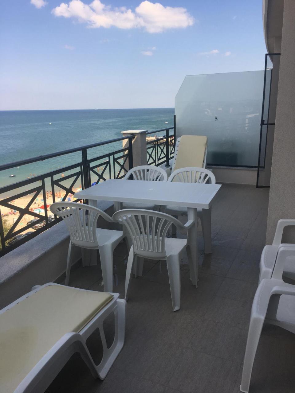 Ferienwohnung Golden Sea View Penthouse Pomorie Exterior foto